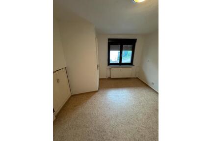Wohnung zu mieten - 400,00&nbsp;EUR Kaltmiete, ca.&nbsp; 35,00&nbsp;m&sup2; in Grasellenbach (PLZ: 64689)