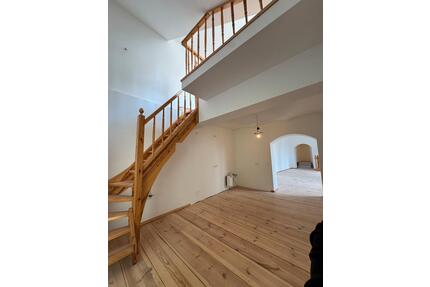 Einzigartiges Loft-Juwel: Historische Remise mit 3m Gewölbe, Kamin & eigenem Garten - Berlin Treptow-Köpenick