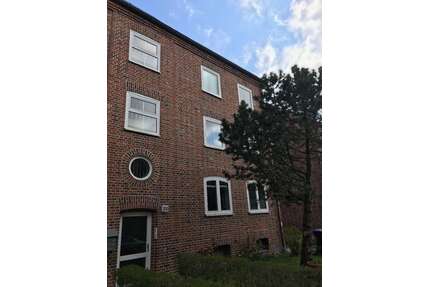 Wohnung zum Mieten in Schwerin 525,00 € 61.9 m²