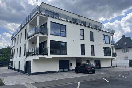 Wohnung zum Kaufen in Neunkirchen 366.571,30 € 91.87 m²