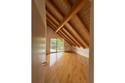 Großzügige 3-Zimmer-Wohnung mit Balkon in Iggingen