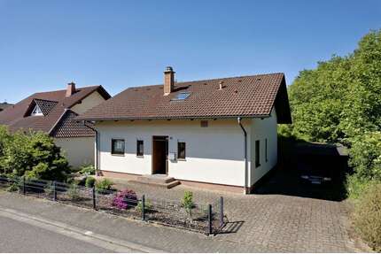 Haus zum Kaufen in Pirmasens 249.000,00 € 142 m²