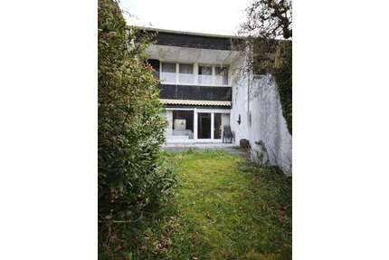 Haus zum Kaufen in Schwalbach 565.000,00 € 150 m²