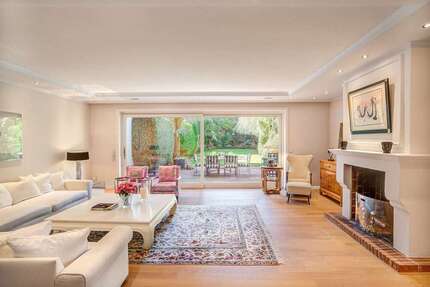 Haus zum Kaufen in München 2.200.000,00 € 265 m²