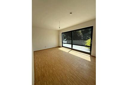 Schöne Große 4 Zimmer Wohnung zentral in ND Terrasse & Garage - Neuburg an der Donau