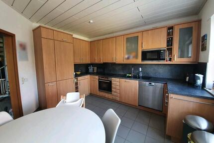 Großzügige Maisonette-Wohnung mit Garten & Balkon zu vermieten - Langerwehe