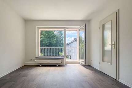 Wohnung zum Mieten in Chemnitz 260,00 € 45.23 m²