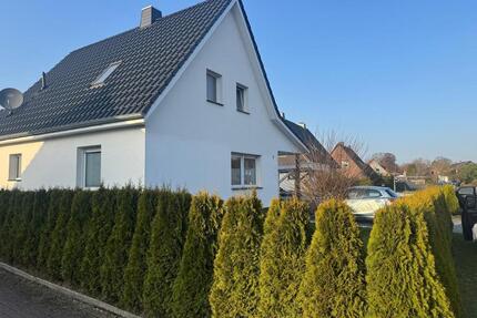 Schönes Einfamilienhaus mit Einliegerwohnung in Osternburg - Oldenburg Drielaker-Moor