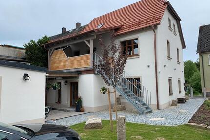 Kernsanierte EG-Wohnung (2021) | EBK | Terrasse | Gartenmitbenutzung | Stellplatz - Windischeschenbach