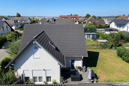 Freistehendes Einfamilienhaus mit Garten - Reichelsheim (Wetterau)