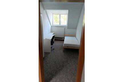 1 WG zimmer zu vermieten - 420,00&nbsp;EUR Kaltmiete, ca.&nbsp; 20,00&nbsp;m&sup2;&nbsp;Wohnfl&auml;che in Schweinfurt (PLZ: 97421) Gartenstadt