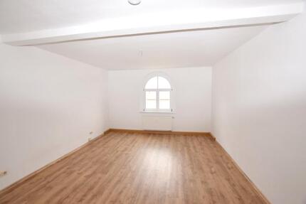 Helle 1-Zimmer-Wohnung in ruhiger Lage – Greiz Eicherg