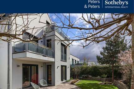 Haus zum Mieten in Sulzbach 4.500,00 € 270 m²