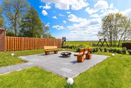 Moderne Fewo Bensersiel: Hund erlaubt, Spielscheune & E-Laden - Lohmar