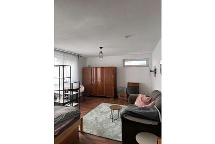 1 ZKB in Heuchelheim - 500,00&nbsp;EUR Kaltmiete, ca.&nbsp; 30,00&nbsp;m&sup2; in Heuchelheim a. d. Lahn (PLZ: 35452)