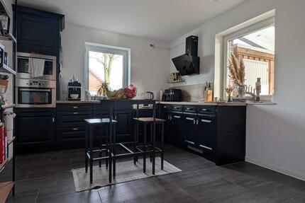 Hochwertige Doppelhaushälfte zur Vermietung in Möhlenwarf - Bunde