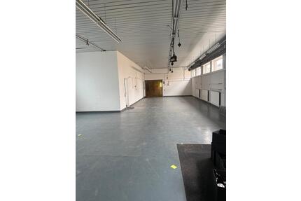 Büroflächen Hallenflächen für Gewerbe & Handwerk - Detmold Hiddesen
