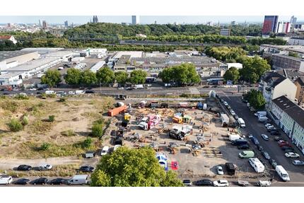 Freifläche Grundstück Wiese Gelände Köln Innenstadt