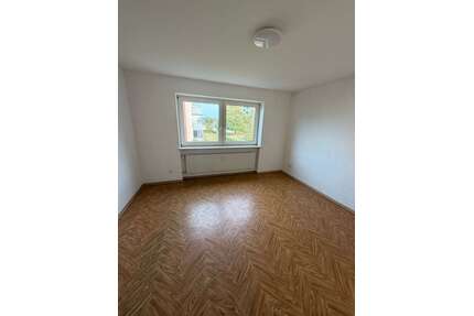 Wohnung zum Mieten in Neutraubling 665,72 € 77.49 m²