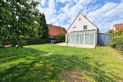 Haus zum Mieten in Neumarkt 1.850,00 € 168 m²