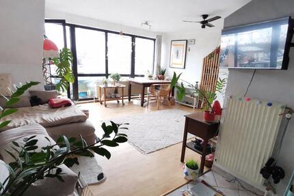 Wohnung in Niederkassel Mondorf mit Schlafnische, Balkon und TG.