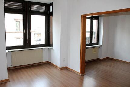 Aschaffenburg Zentrum - 3 ZKB mit Balkon zu vermieten