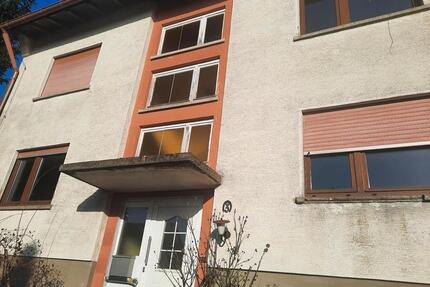 2 - Familienhaus mit großem Grundstück - Schefflenz