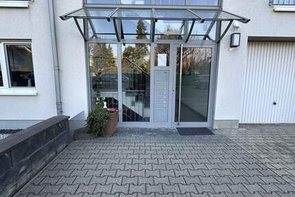 Schicke, moderne und sonnige Terrassenwohnung in 52353 Düren