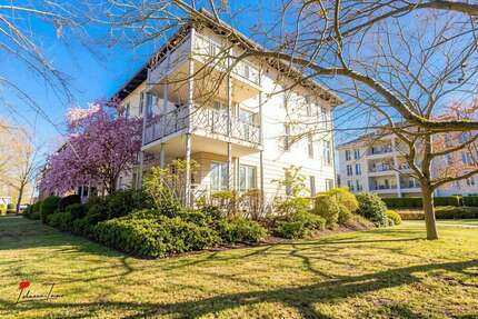 Wohnen am Tiefen See – 2-Zimmer-Wohnjuwel mit Balkon & Tiefgaragenstellplatz - Potsdam