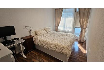 Zu verkaufen 2,5 Zimmer mit Balkon in 63263 Neu- Isenburg. - Neu-Isenburg