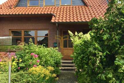 Haus zum Kaufen in Gifhorn Wilsche 340.000,00 € 140 m² - Gifhorn / Wilsche