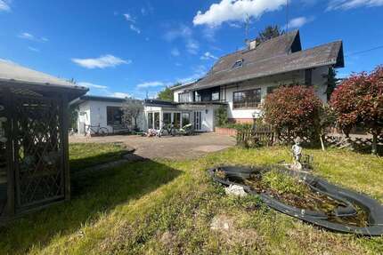 Haus zum Mieten in Wiesbaden 4.500,00 € 290 m²