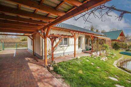 Haus zum Kaufen in Ketzin 990.000,00 € 75 m²