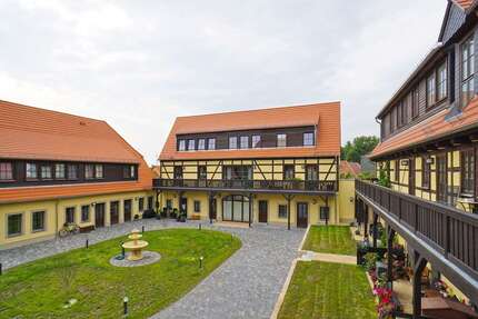 Wohnung zum Mieten in Dresden 375,00 € 33.88 m²