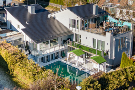 Haus zum Kaufen in Berg 4.900.000,00 € 600 m²