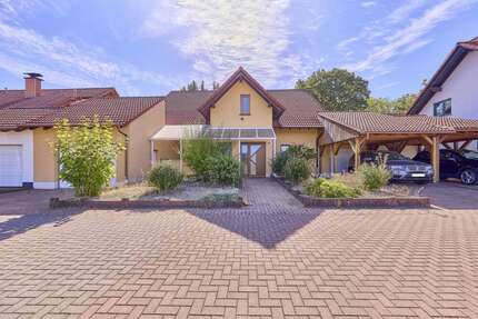 Haus zum Kaufen in Schwedelbach 525.000,00 € 289 m²
