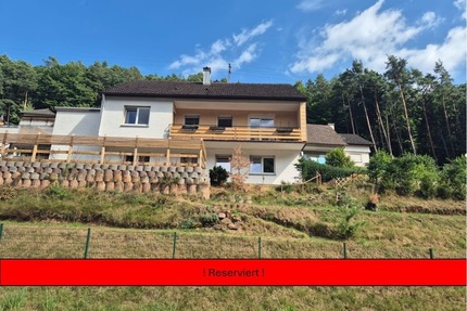 Ein-Zwei-Familien unter einem Dach – liebevoll renoviertes, freistehendes Zuhause mit Charakter - Linden Landkreis Kaiserslautern