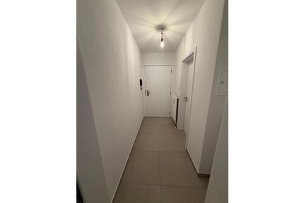 Frisch saniert, sofort verfügbar I 2,5-Zimmer-Maisonette-Wohnung - Geretsried