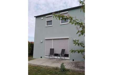 Haus zum Mieten in Eichendorf 1.200,00 € 131 m²