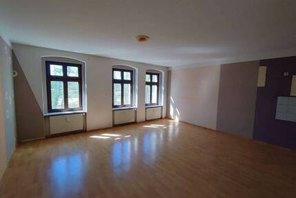 Geräumige 5-Zimmer-Wohnung in Bahnhofsnähe - Görlitz Innenstadt