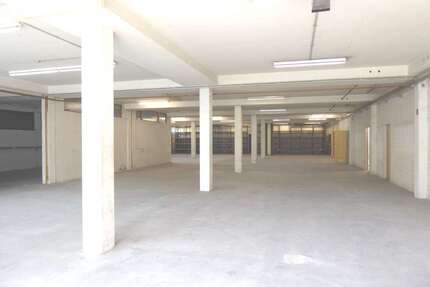 Halle in Waiblingen 4.995,00 € 582 m²
