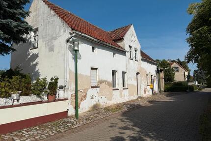Haus mit großem Grundstück zum verkaufen - Wanzleben-Börde