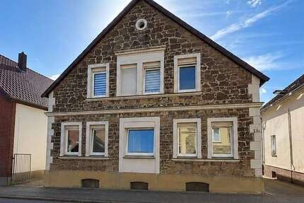 Haus zum Kaufen in Bad Salzuflen 329.000,00 € 195 m²