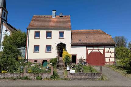 Haus zum Kaufen in Ludwigswinkel 180.000,00 € 120 m²