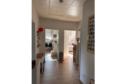 3-Zimmer-Dachgeschosswohnung - 700,00&nbsp;EUR Kaltmiete, ca.&nbsp; 73,00&nbsp;m&sup2; in Elz (PLZ: 65604)