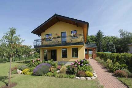 Haus zum Kaufen in Salzatal 649.000,00 € 221.8 m²