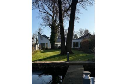 Traumhaus am See mit Gästehaus und eigenem Steg - Königs Wusterhausen Niederlehme