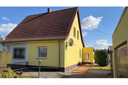 Haus zum Kaufen in Neupetershain 89.000,00 € 75 m²