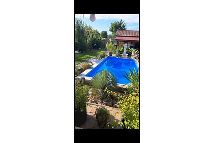 Haus in Templin mit großzügigen Pool zu verkaufen