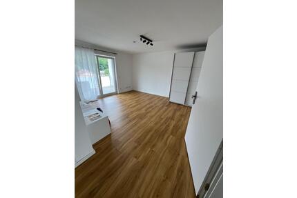 1-Zimmer Neuwertige Wohnung - Zentrum Reischach